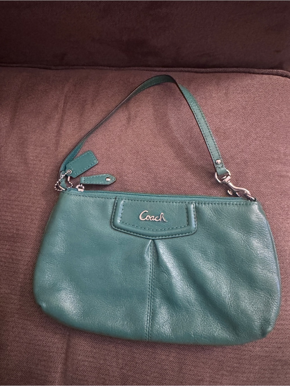 Coach Teal Green Leather wristlet with Silver Logo - Picture 2 of 9